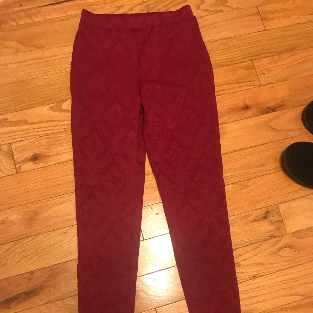 Red pants w pockets